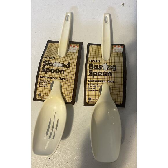 Vintage Nylon Slotted Spoon and Basring SpoonSpoon 2" x 11" Dishwasher Safe USA - Picture 1 of 3